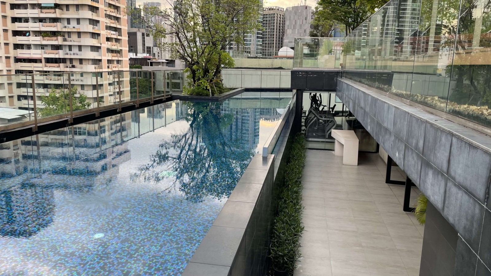 D4351CFF-D88F-4F8A-B89C-5AE7B71086E6