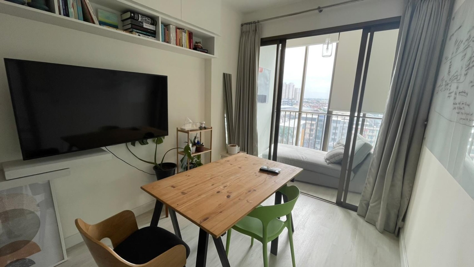 LINE_ALBUM_785 room_220515_6