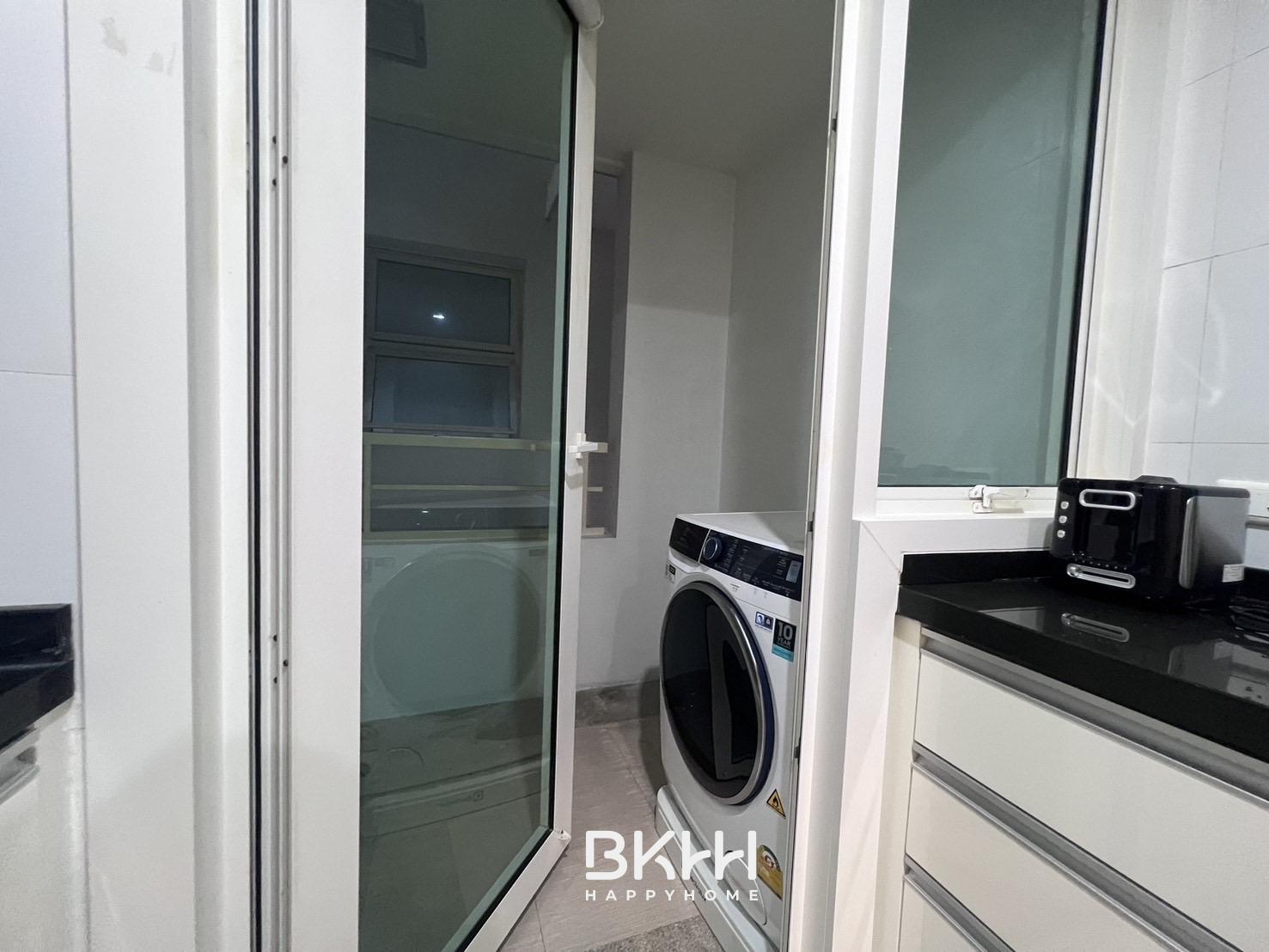 Media 4-E7FEC698-951F-47F7-A12F-EAB313A9EC0C