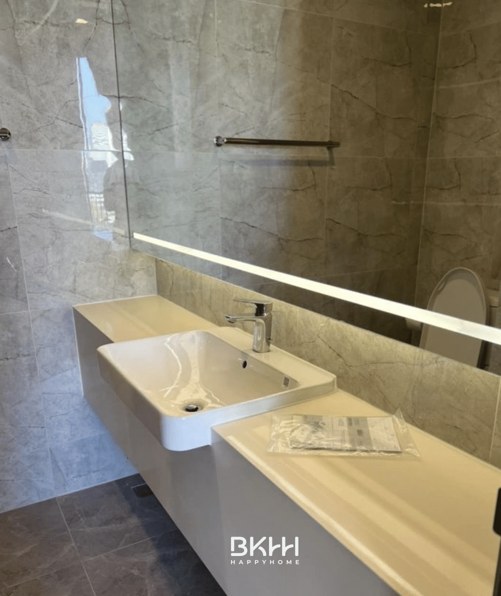 Screenshot 2567-08-27 at 12.47.00