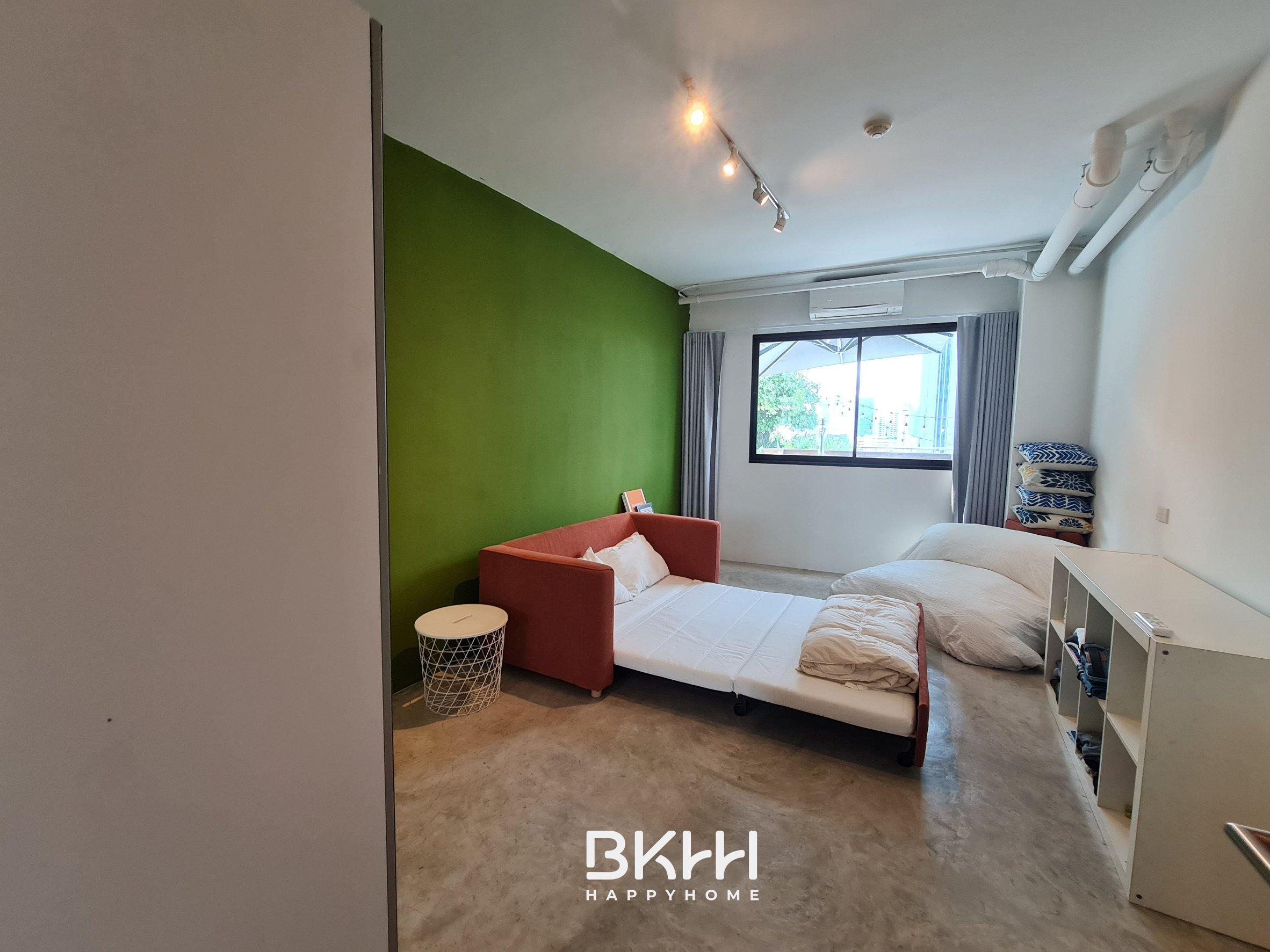 image_4998116066570723845_0