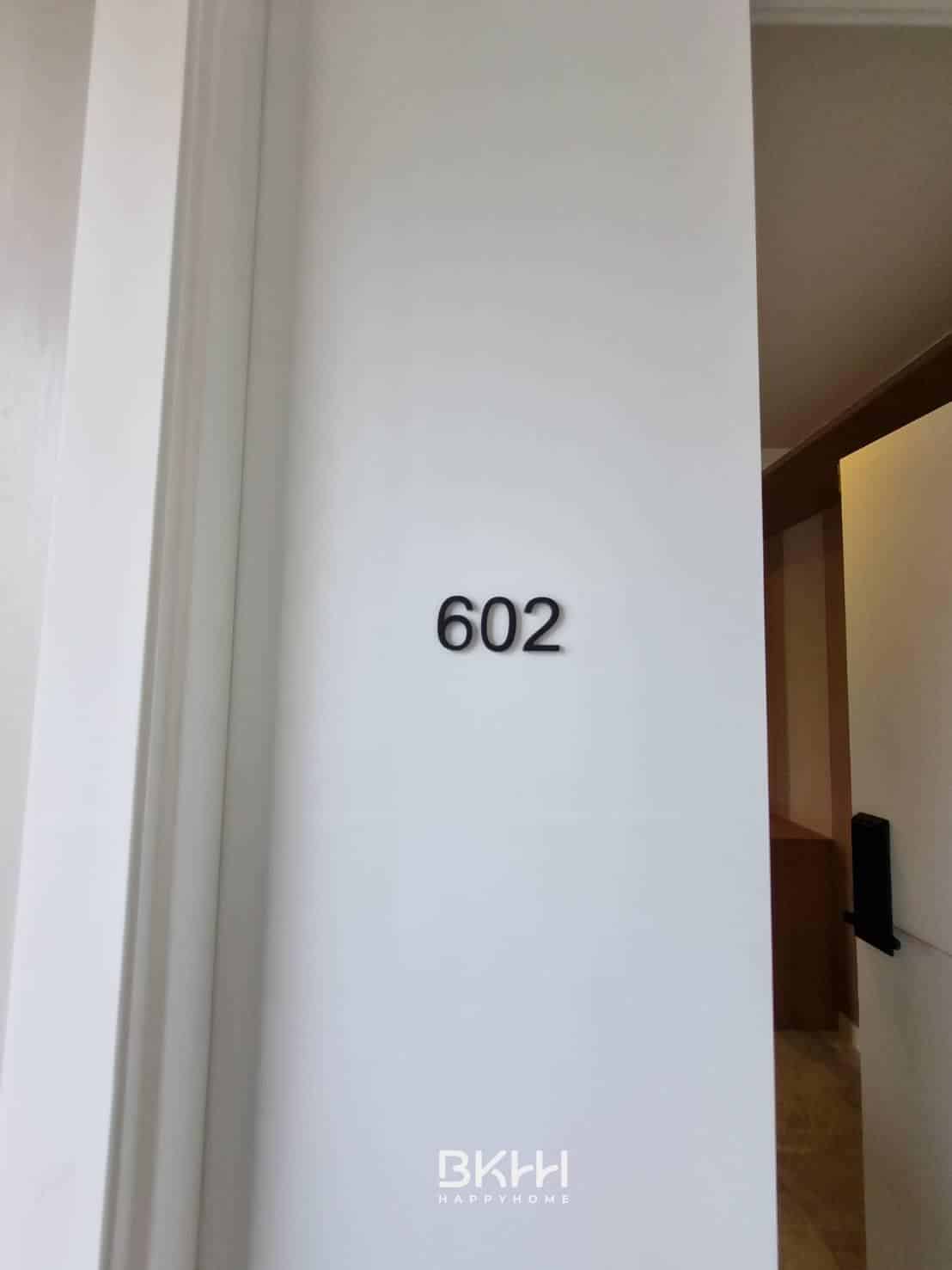 81207_0