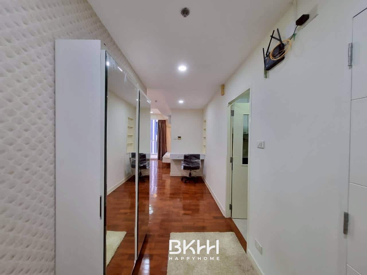 LINE_ALBUM_39106 condo baan siri 24_251012_23