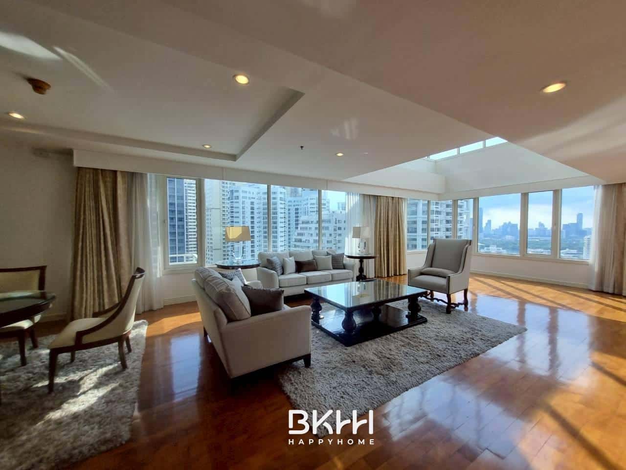 LINE_ALBUM_39136 condo baan siri 24_251012_53