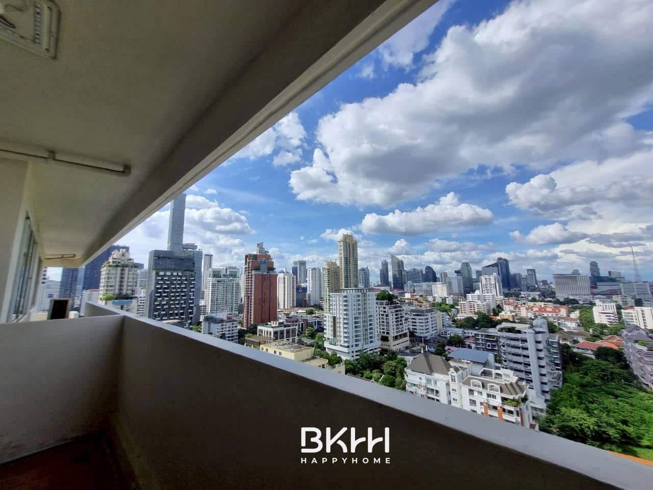 LINE_ALBUM_9.condo DS tower 1 prop code DD1106_251019_1