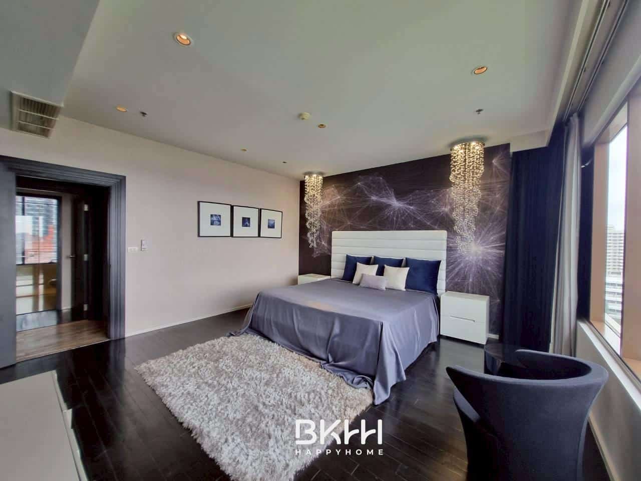 LINE_ALBUM_9325 condo emporio place_251012_13