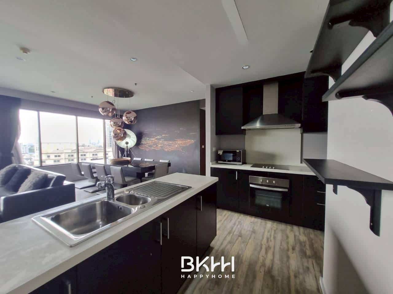 LINE_ALBUM_9325 condo emporio place_251012_21