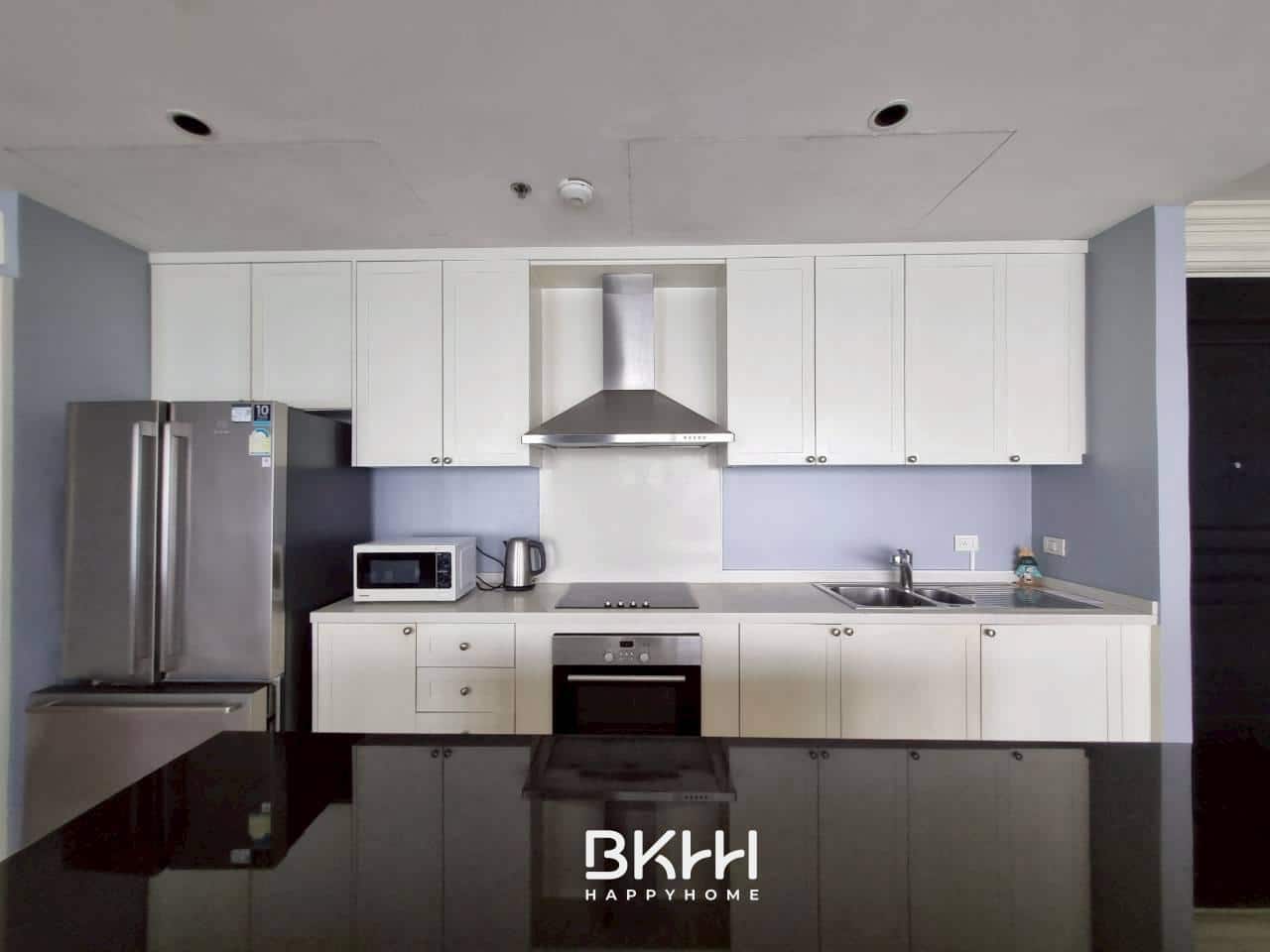 LINE_ALBUM_93330 condo emporio place_251012_2