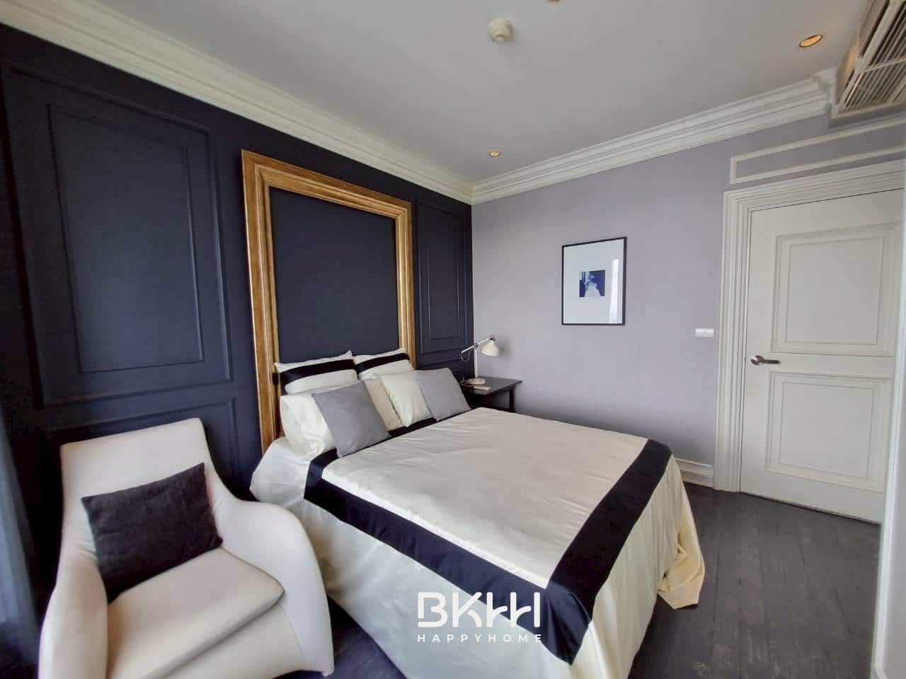 LINE_ALBUM_93330 condo emporio place_251012_24