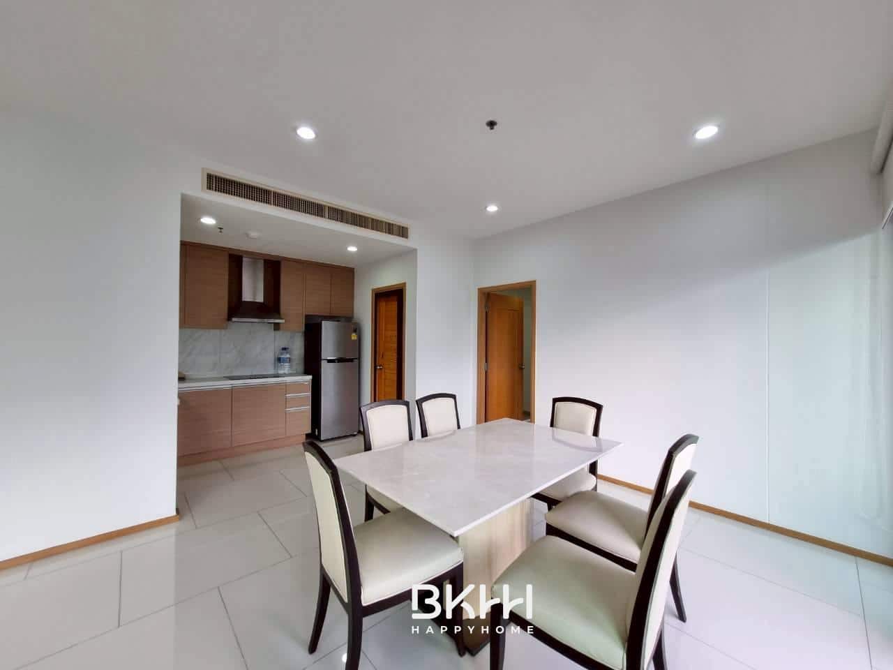 LINE_ALBUM_9348 condo emporio place_251012_14