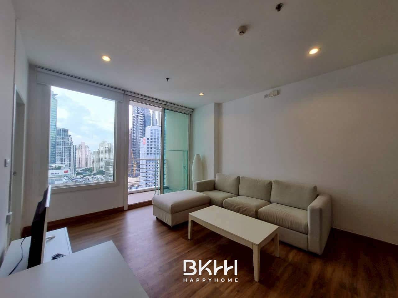 LINE_ALBUM_condo siri resldence 24128_251012_13