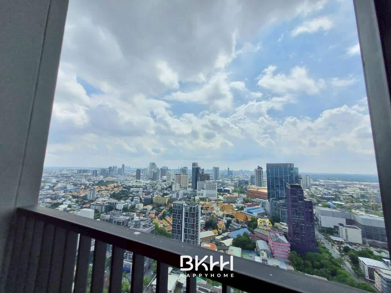 LINE_ALBUM_1.maru ekkamai ห้อง333 prop code fa0161_251102_12