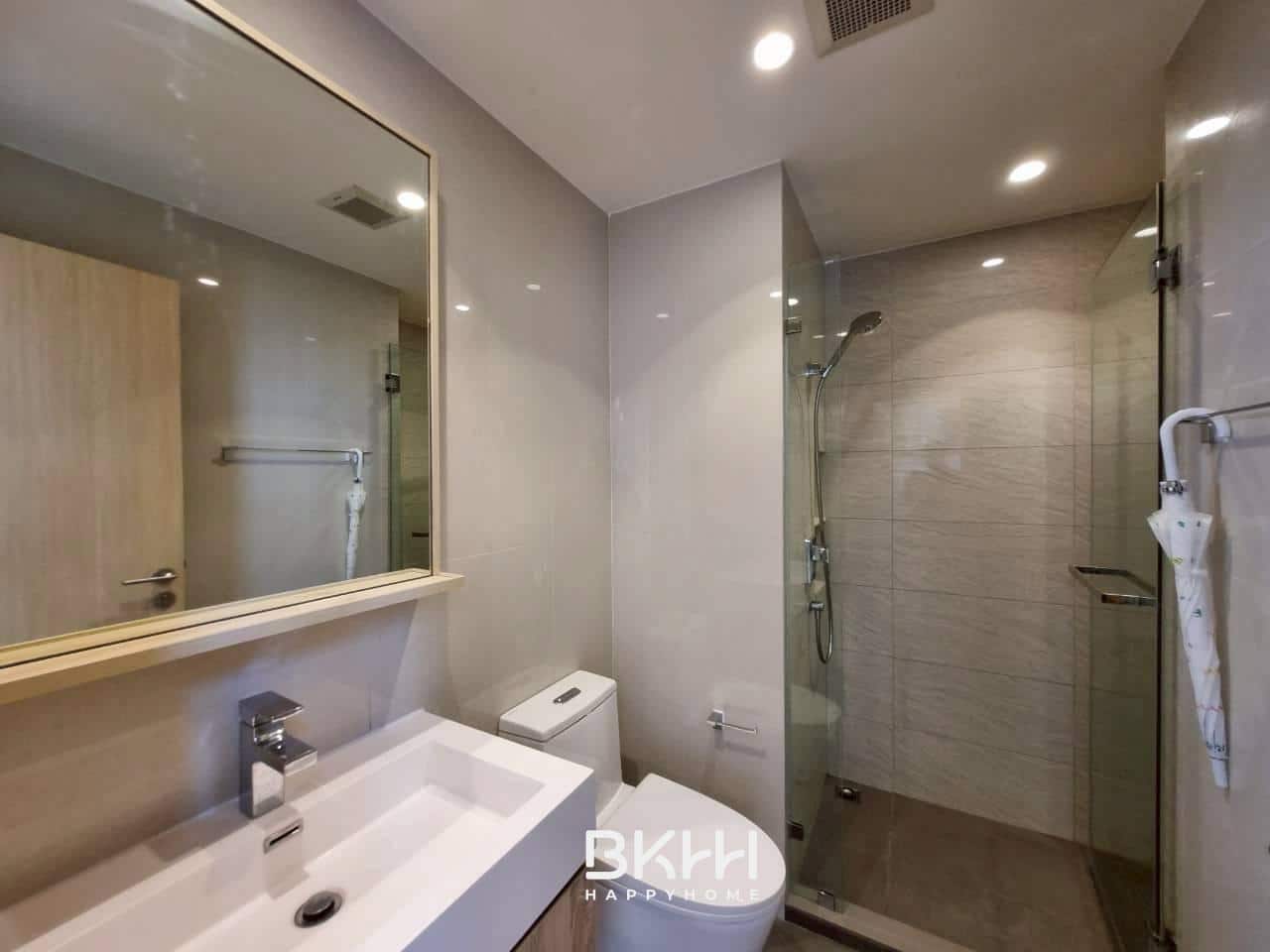 LINE_ALBUM_1.maru ekkamai ห้อง333 prop code fa0161_251102_3