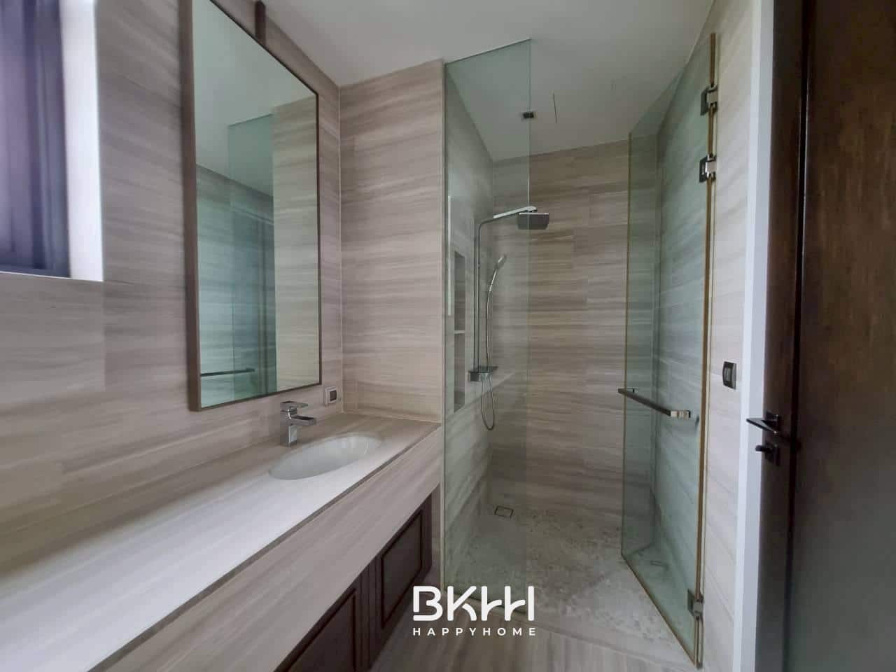 LINE_ALBUM_4 diplomat 39 ห้อง113 prop code bta1689_251102_5