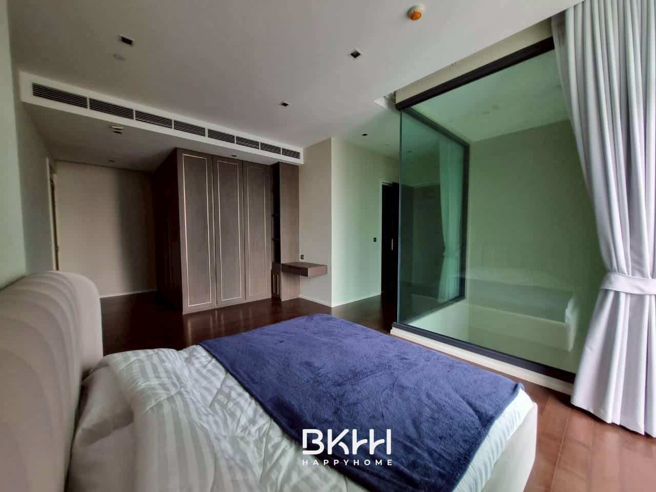 LINE_ALBUM_4 diplomat 39 ห้อง113 prop code bta1689_251102_6