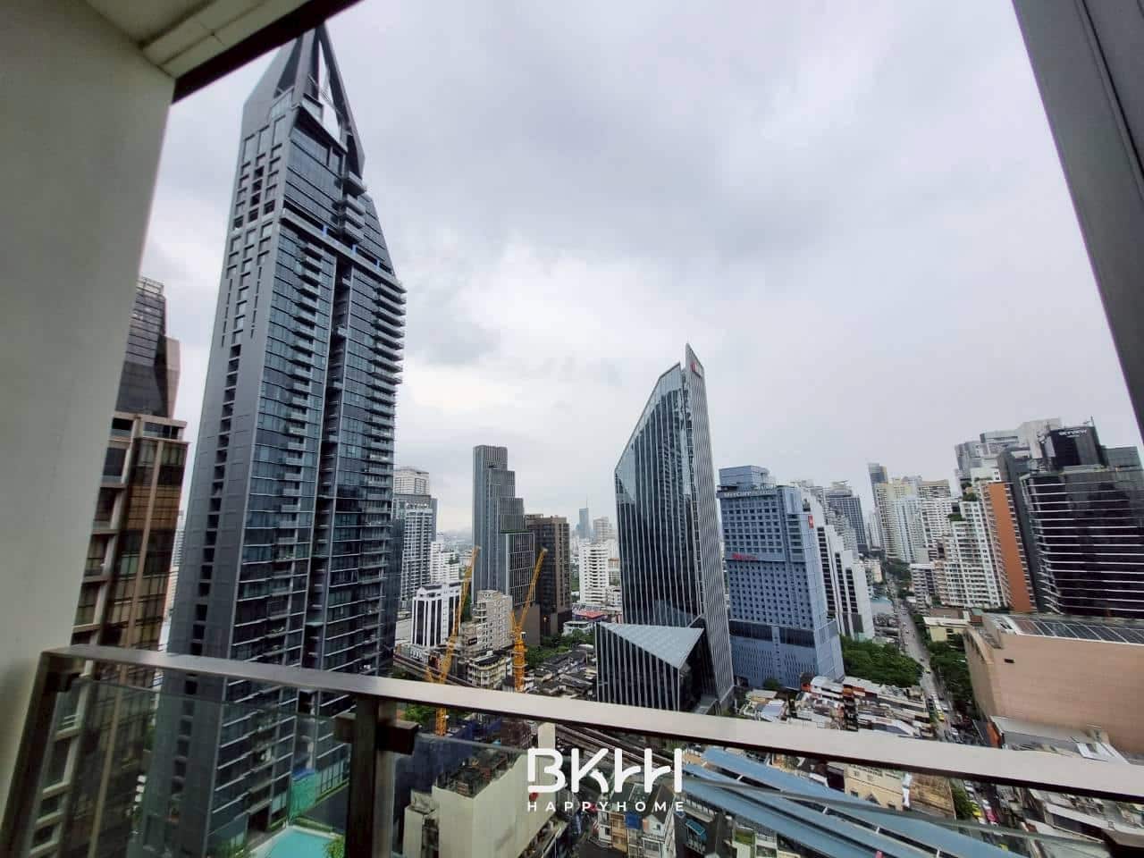 LINE_ALBUM_6 diplomat 39 ห้อง127 prop code ev0415_251102_9