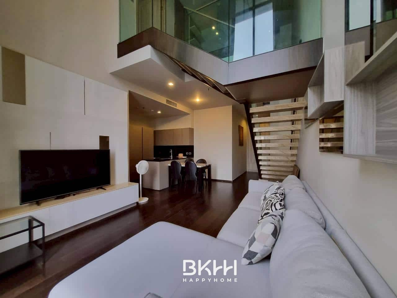 LINE_ALBUM_9 xxxix ห้อง380 prop code_251102_11